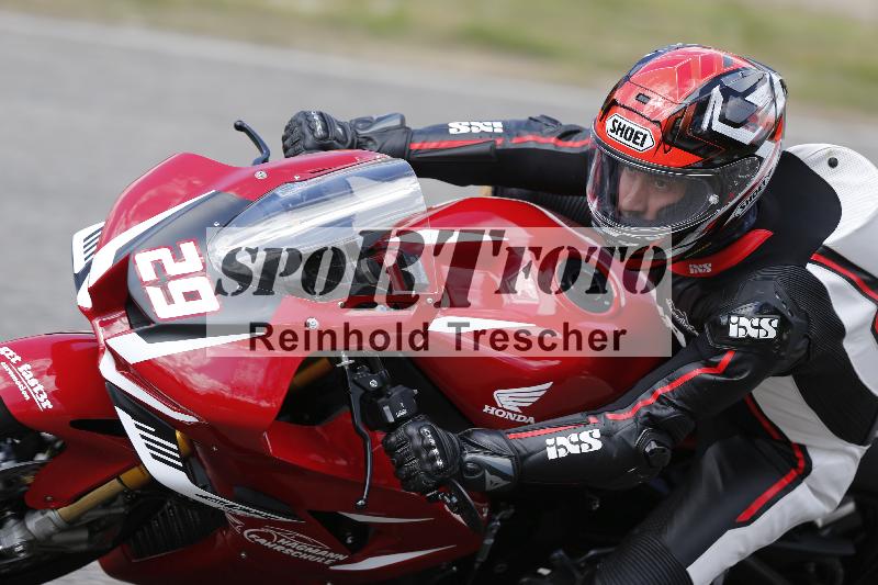 /09 19.04.2026  Caremotion get faster ADR/Gruppe gelb/29